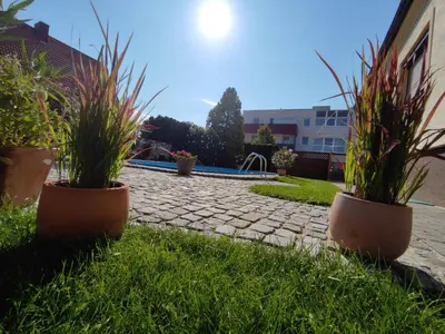 Ein Garten an der Unterkunft Appartement Ferienhaus Sonnenhain