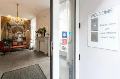 Lobby/Rezeption in der Unterkunft Room 55