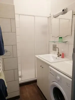 Küche/Küchenzeile in der Unterkunft Vienna Comfort Apartments - Borschkegasse 12