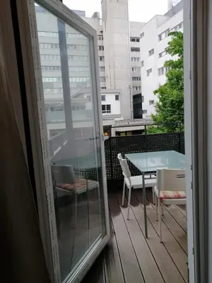 Ein Balkon oder eine Terrasse in der Unterkunft Vienna Comfort Apartments - Borschkegasse 12