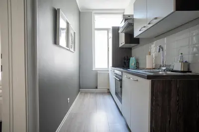 Küche/Küchenzeile in der Unterkunft Brand new luxury 2 bedroom apartment near augarten