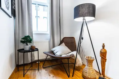 Ein Sitzbereich in der Unterkunft Stylish designed apartment in a calm district