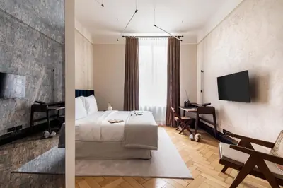 TV/Unterhaltungsangebot in der Unterkunft Zola Hotel - Palais de Bohème Adults Only