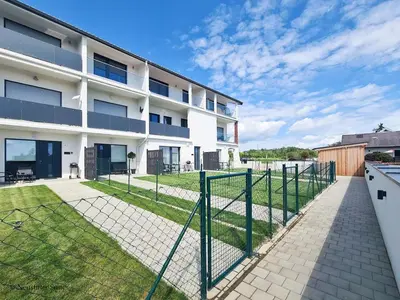 Das Gebäude in dem sich die Ferienwohnung befindet