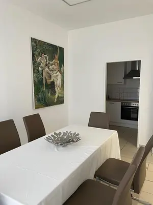 Küche/Küchenzeile in der Unterkunft Stadtsuite mit Sauna in Wiener Neustadt 135 m2