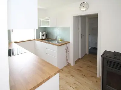 Küche/Küchenzeile in der Unterkunft Holiday Home Bungalow Leopoldau by Interhome