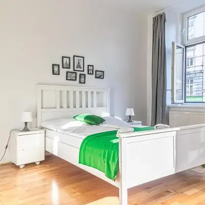 Comfortable 3BR Next to Belvedere
