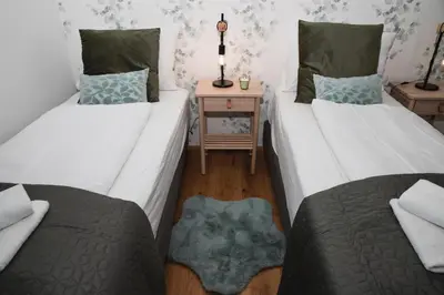Ein Bett oder Betten in einem Zimmer der Unterkunft Great apartment with view and heated rooftop Pool