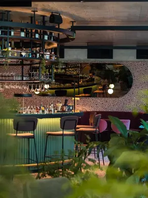 Ein Restaurant oder anderes Speiselokal in der Unterkunft Hotel Indigo Vienna - Naschmarkt by IHG