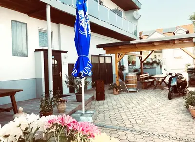 Ein Patio oder anderer Außenbereich in der Unterkunft Appartement Michelle