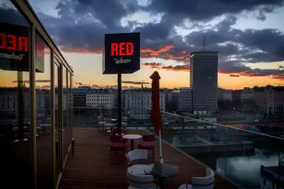 Blick auf den Sonnenuntergang/Sonnenaufgang von des Hotels aus oder aus der Nähe