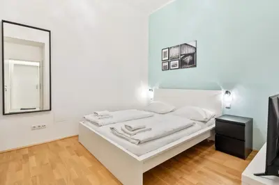 Ein Bett oder Betten in einem Zimmer der Unterkunft 522 Mbits Wifi Air Con Free Parking