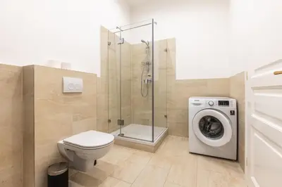 Ein Badezimmer in der Unterkunft Spacious 2 bedroom apartment nearby center