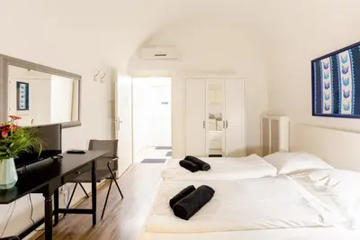 Ein Bett oder Betten in einem Zimmer der Unterkunft Air Condition I all sights in walking distance I 201 Mbit Wifi