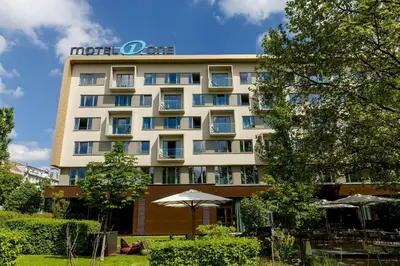 Das Gebäude in dem sich das Hotel befindet