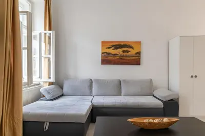 Ein Sitzbereich in der Unterkunft Affordable 1BR Apt, Next to Rennweg & Belvedere