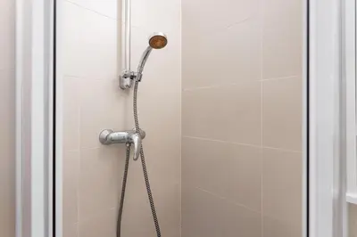 Ein Badezimmer in der Unterkunft NEW ShalalaLiving Vienna - Lovenest or Workspace near Schönbrunn BG