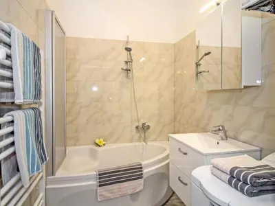 Ein Badezimmer in der Unterkunft Ferienwohnung Klimt