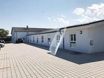 Das Gebäude in dem sich das Bed & Breakfast befindet