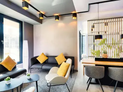 Ein Sitzbereich in der Unterkunft B&B Hotel Wien-Stadthalle