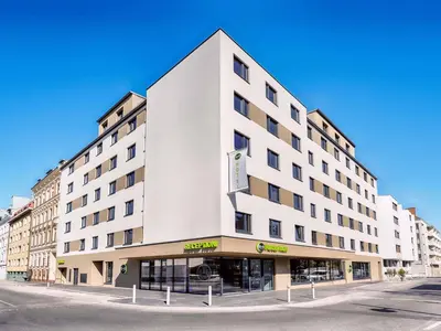 Das Gebäude in dem sich das Hotel befindet
