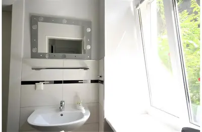 Ein Badezimmer in der Unterkunft Modern flat with 2 rooms, close to Schönbrunn