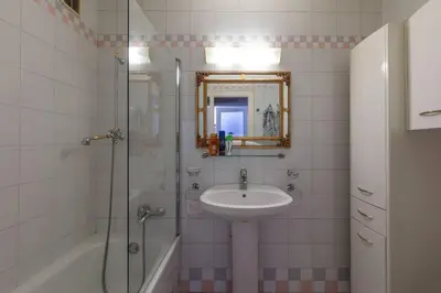 Ein Badezimmer in der Unterkunft Wohnung in Zentrumsnähe beim Hauptbahnhof (100 m2)
