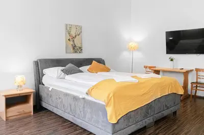 Grundriss der Unterkunft Central Modern 1BR Apartment for Long Stays