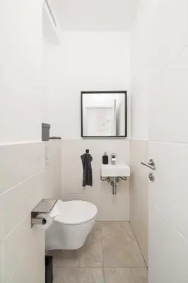 Ein Badezimmer in der Unterkunft Apartment near Volksoper - Modern, Big, Central, Cosy