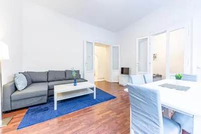 Ein Sitzbereich in der Unterkunft MODERN VIENNA by JR City Apartments