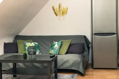 Ein Sitzbereich in der Unterkunft Milky Way Top Floor 2-bedroom Apartment air condition
