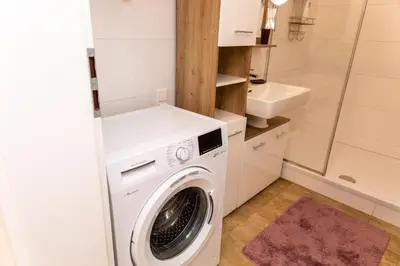 Grundriss der Unterkunft Stylish Vienna Apartment with Easy Metro Access & Palace Views