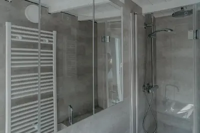 Ein Badezimmer in der Unterkunft Seehütte Neusiedlersee - Strandhaus, Elektroboot inklusive