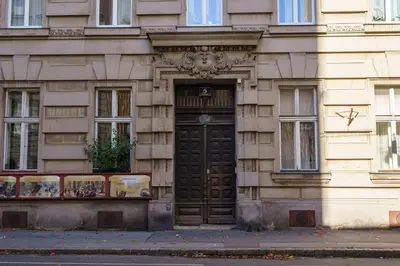 Eine Fassade oder ein Eingang zu Vienna City Apartment University