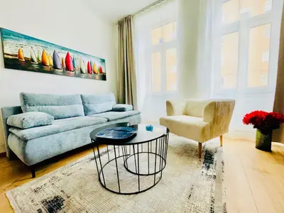 Ein Sitzbereich in der Unterkunft Colorful & Quiet Apartment in Beautiful Viennese Building