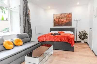 Ein Bett oder Betten in einem Zimmer der Unterkunft Central King Studio 10 mins walk from Downtown