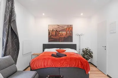 Ein Bett oder Betten in einem Zimmer der Unterkunft Central King Studio 10 mins walk from Downtown