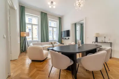 TV/Unterhaltungsangebot in der Unterkunft josef's home I Premium Suite I Quiet & Central
