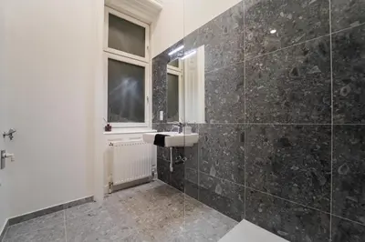 Ein Badezimmer in der Unterkunft Vina #2