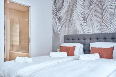 Ein Bett oder Betten in einem Zimmer der Unterkunft Bright, Modern Apartment Vienna, Near U6 and City Center