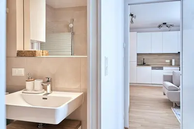 Ein Badezimmer in der Unterkunft Bright, Modern Apartment Vienna, Near U6 and City Center