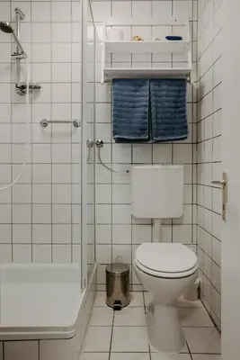 Ein Badezimmer in der Unterkunft Das kleine Haus