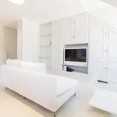 MODERN