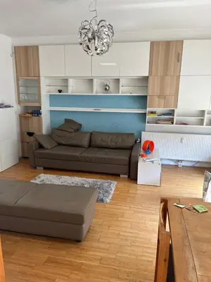 Ein Sitzbereich in der Unterkunft Dachgeschosswohnung mit kostenlosem Parkplatz und Internet!