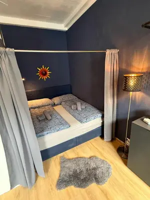 Ein Bett oder Betten in einem Zimmer der Unterkunft Your home in Vienna Self Check In