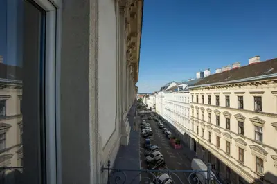 Das Gebäude in dem sich die Ferienwohnung befindet