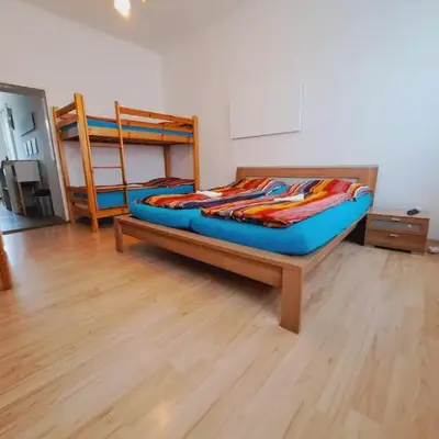Relax Appartement 10 minutes to downtown long term stay also possible