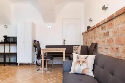 Ein Sitzbereich in der Unterkunft Der Fuchsbau - Neu, kuschelig und zentral im Grünen