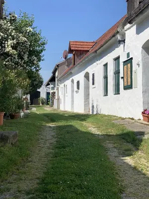 Das Gebäude in dem sich die Ferienwohnung befindet