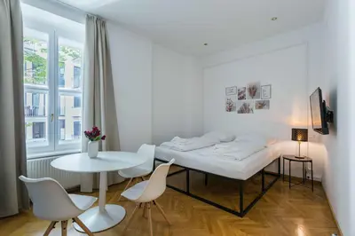 Ein Bett oder Betten in einem Zimmer der Unterkunft Beautiful Apartment City Center 4